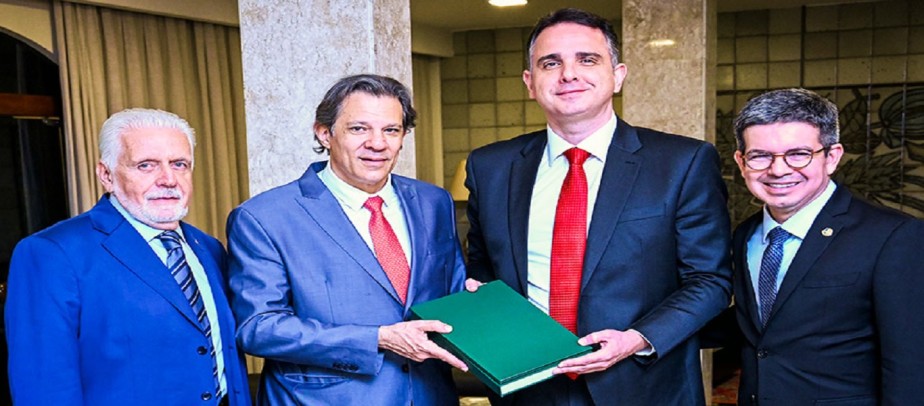 Reforma Tributária! Quem deixa por último paga mais caro